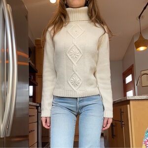 vintage banana republic cream wool turtle neck cable knit sweater medium